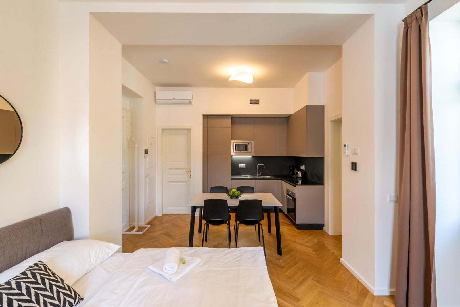 Petrin Tower Апарт-отель 4*