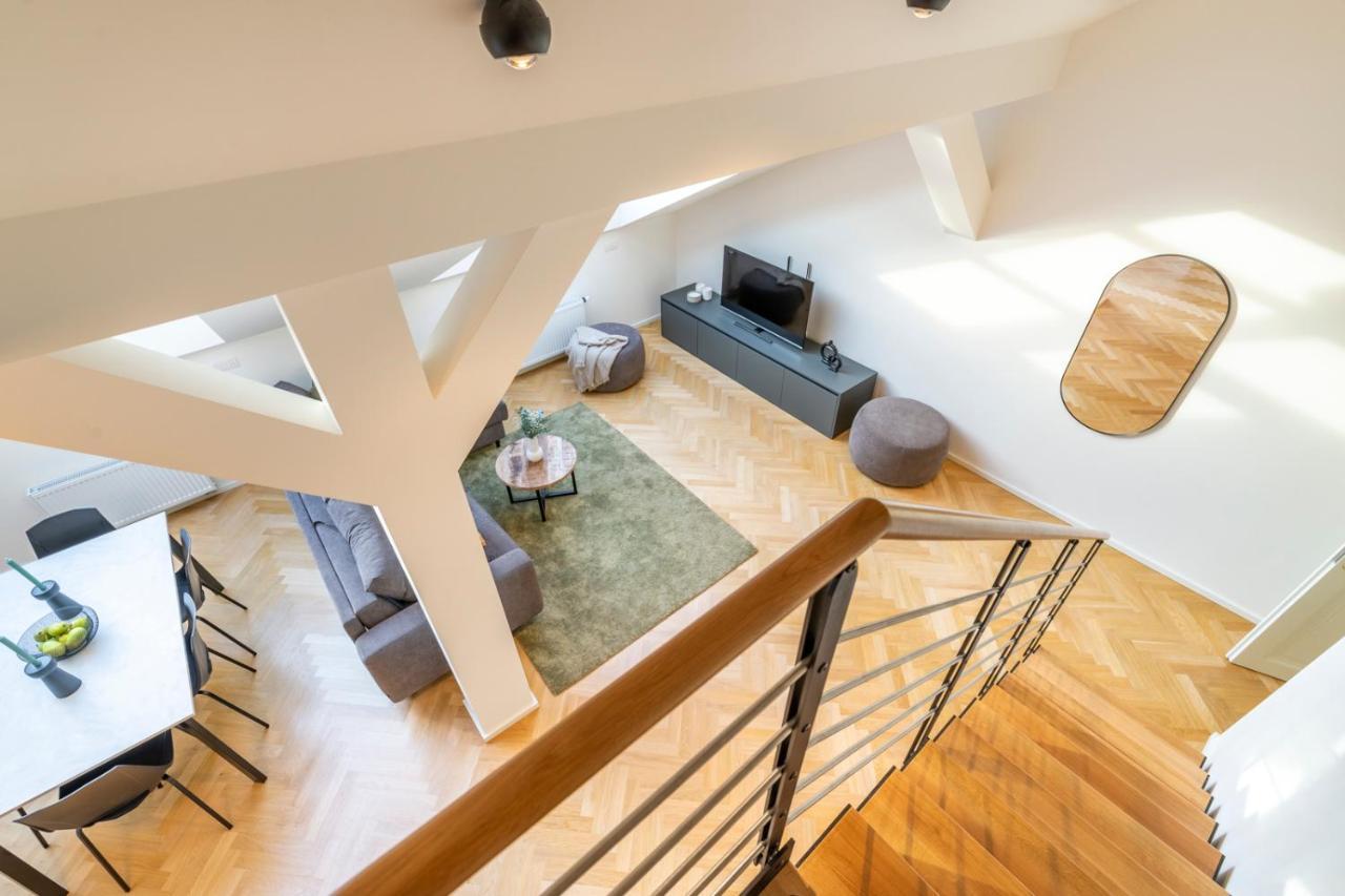 Petrin Tower 4* Praag